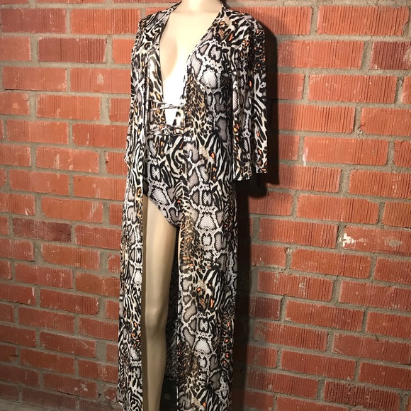 Dream In Leopard Bikinišŗ - Picture 2 of 7